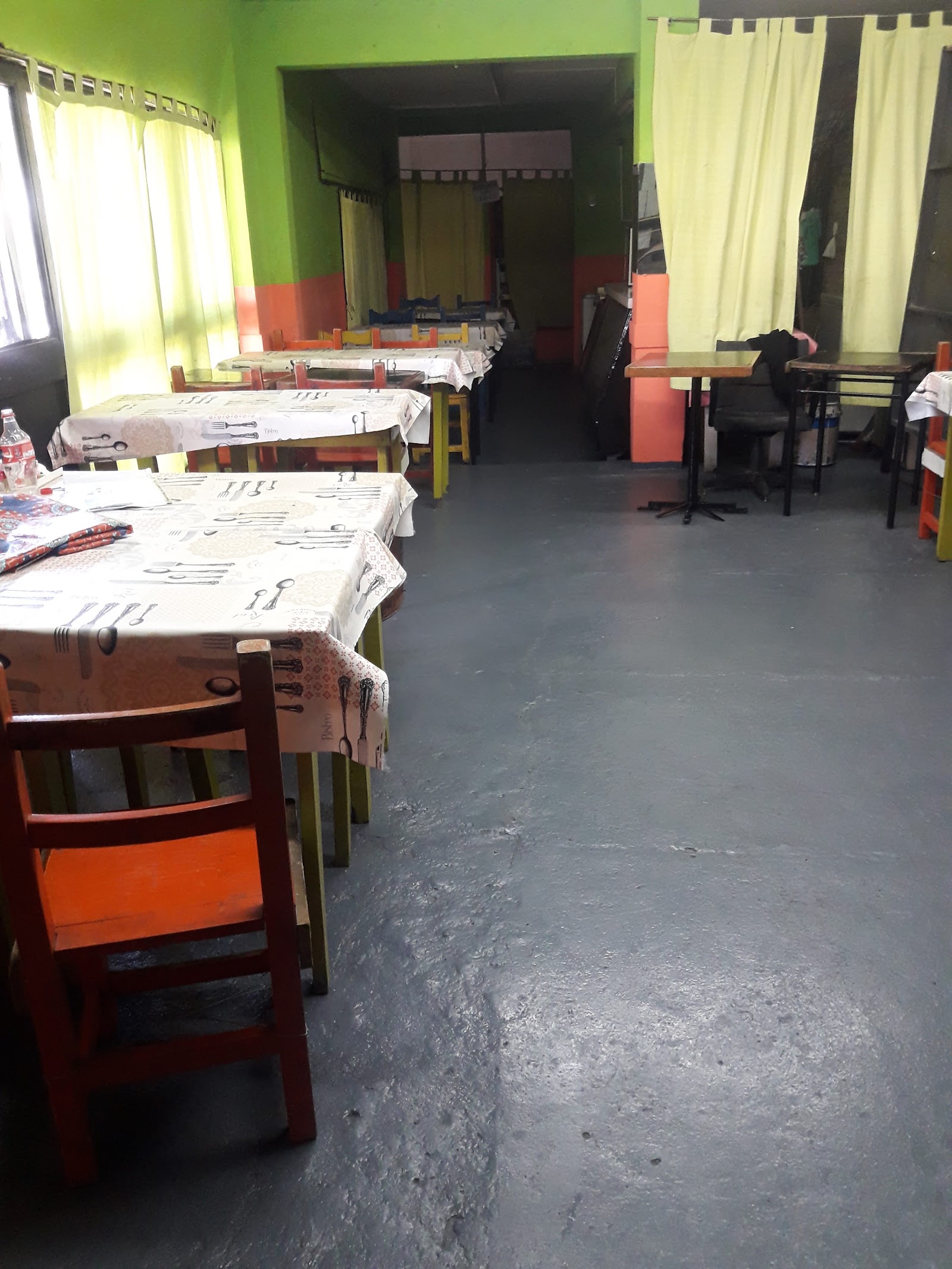 Salón de Parrilla Los Hermanos